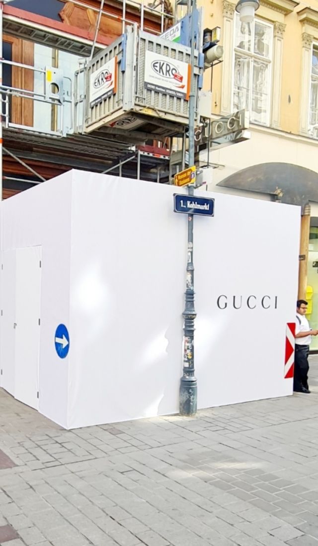 Plane Druck auf Staubwand inkl. Montage 1010 Wien – Referenz AbdeX