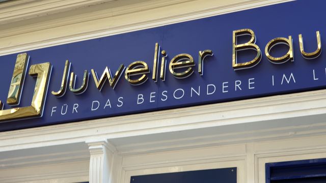 LED Buchstaben Produktion und Montage 1180 Wien – Referenz AbdeX