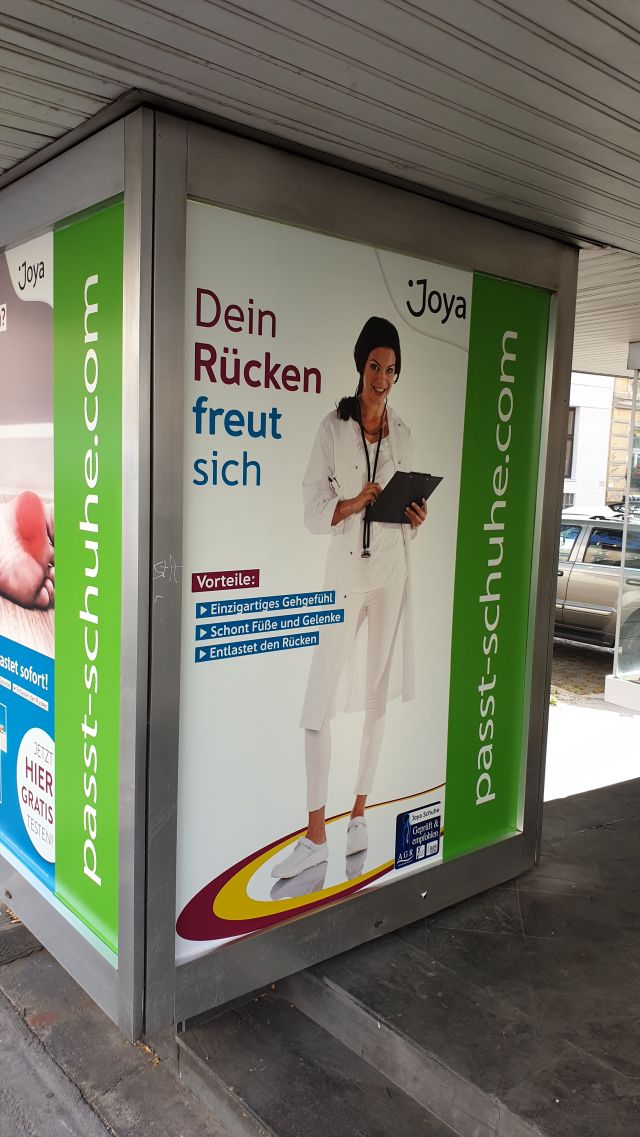 Schaufenster Beklebungen (Aufkleber Druck und Montage) – Referenz AbdeX