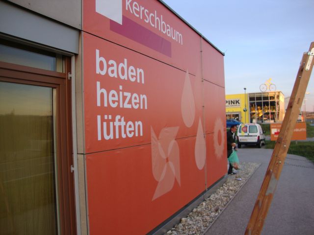 Verkleidung Geschäftslokal mit Planen – Referenz AbdeX