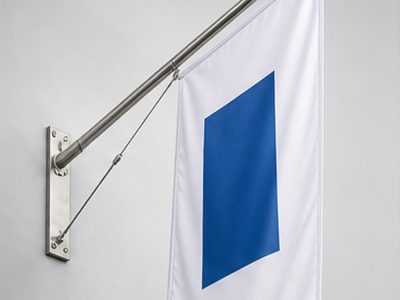Fahnenhalter für Fassaden