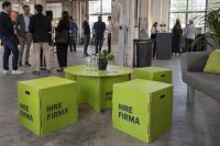 Kartonmöbel für Events & Pop-up-Stände Ansicht 2