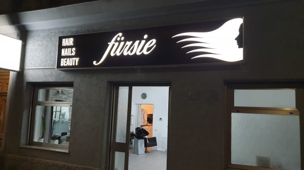 Leuchtkasten Produktion