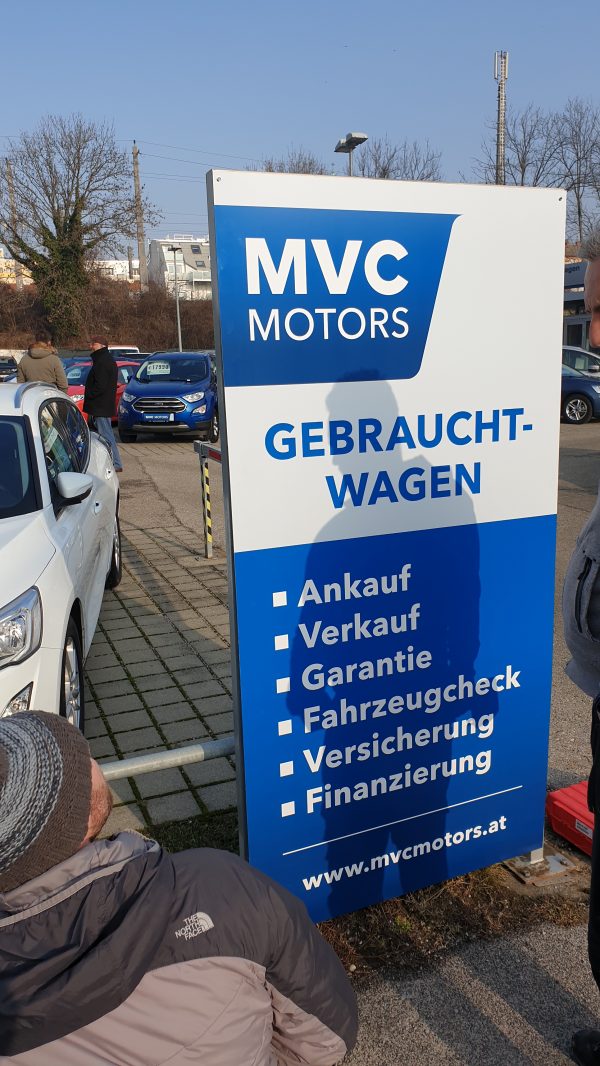 Aluschilder Druck und Montage Wien