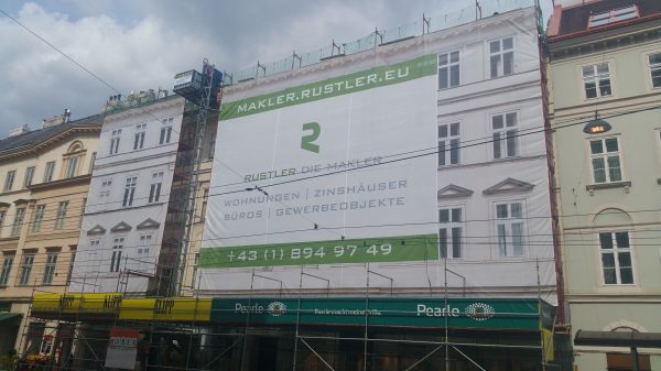 Fassadengerüst-Verkleidung Druck und Montage