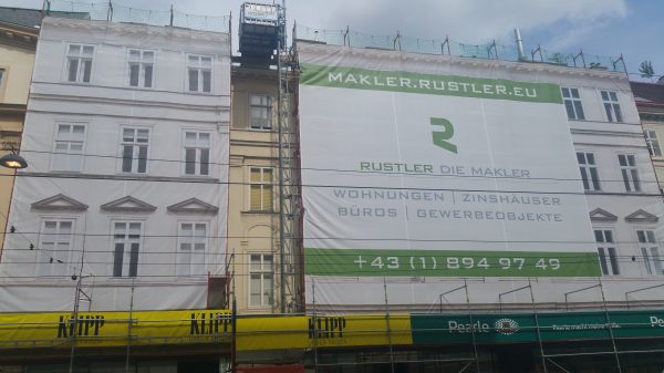 Fassadengerüst-Verkleidung Druck und Montage