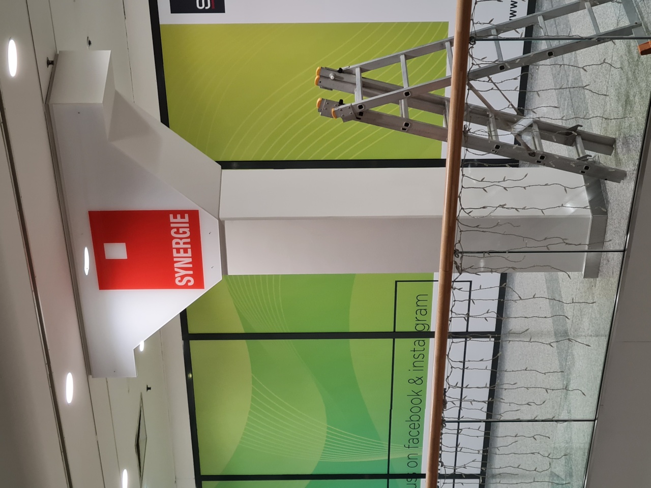 Plexiglas Druck + CNC + Montage Wien